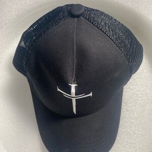 Man’s hat Black color NEW no tags